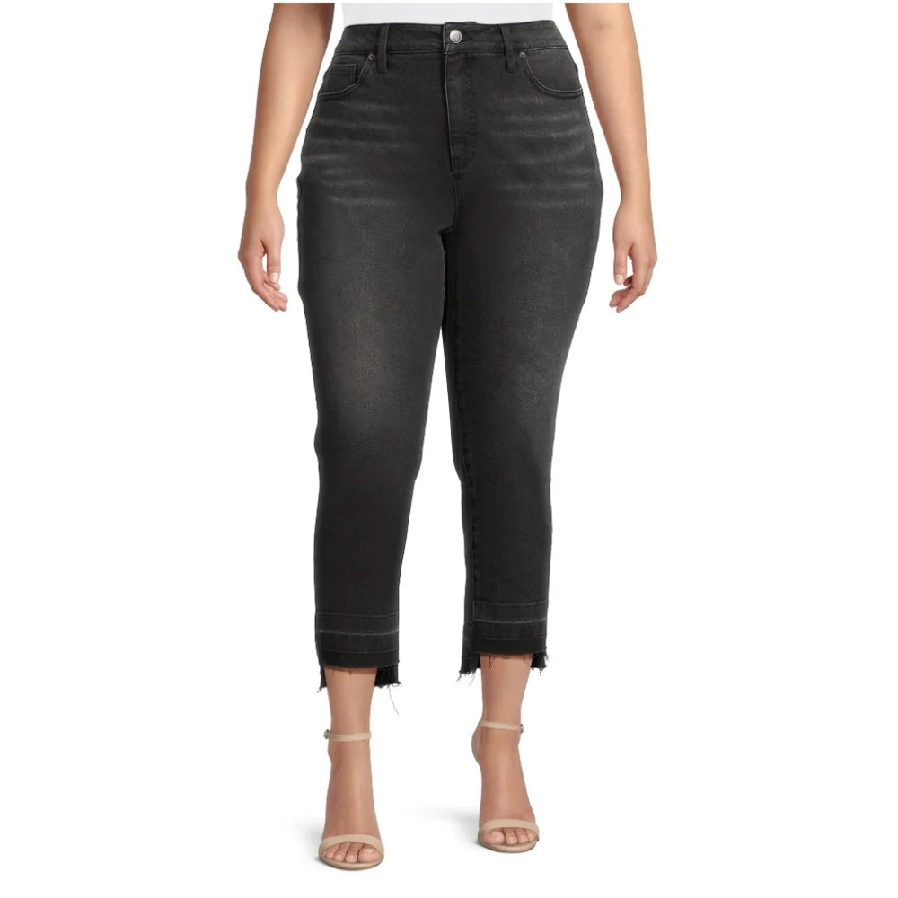 Terra & Sky Women's Size 26W Plus Size Step Hem Straight Leg Jeans Black Wash